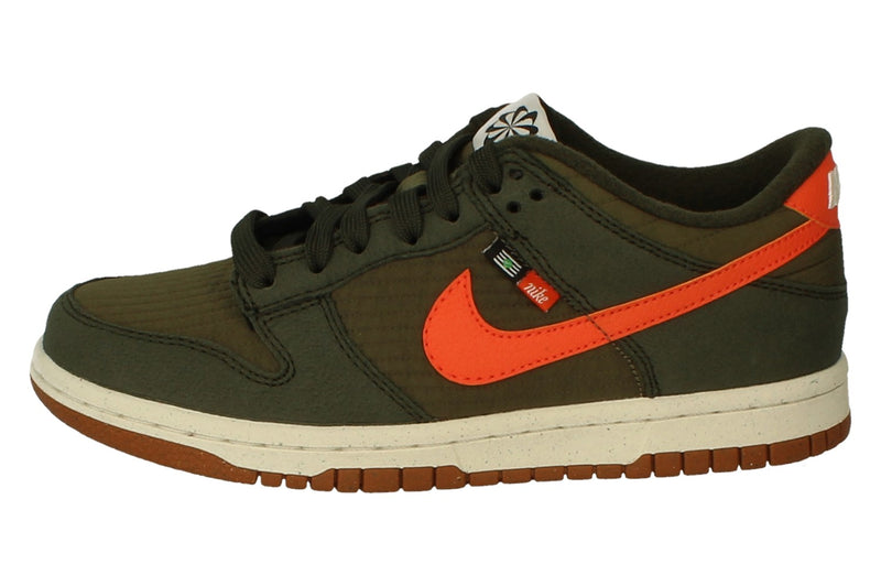 Nike Dunk Low Se GS Trainers Dc9561 300