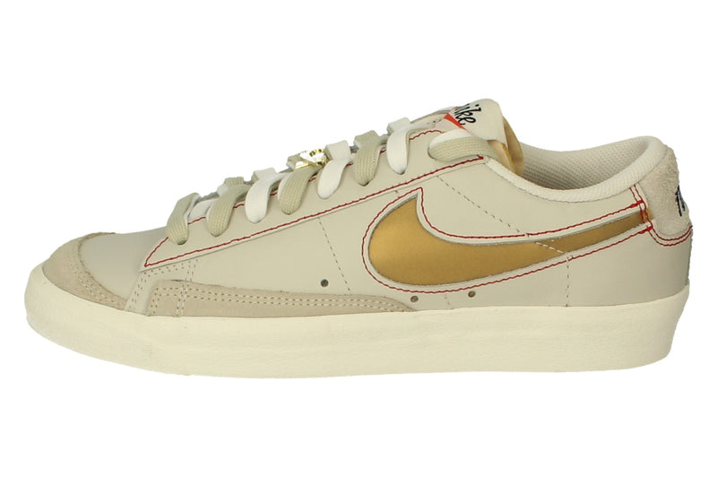 Nike Blazer Low 77 PRM Mens Trainers DH4370 002