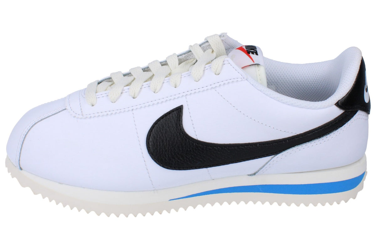 Nike Cortez Womens Trainers DN1791 100