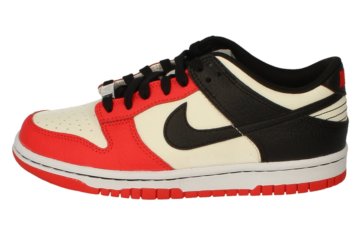 Nike Dunk Low GS Trainers DO6288 100