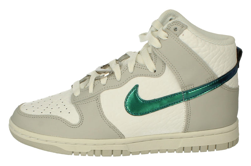 Nike Womens Dunk Hi Fls Trainers DR7855 100