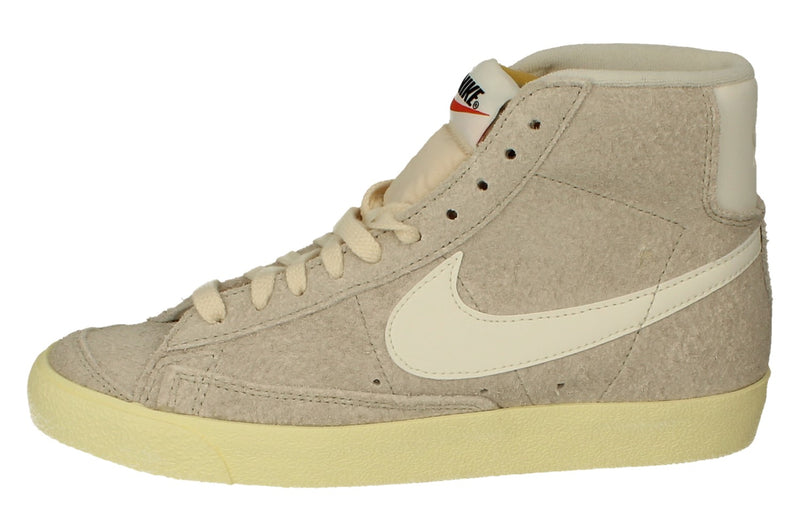 Nike Womens Blazer Mid 77 VNTG Trainers DV7006 001