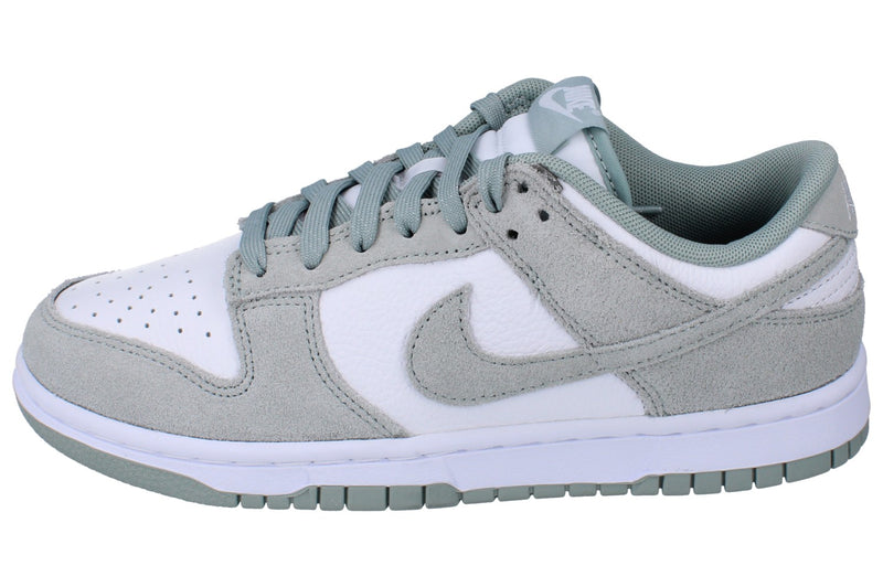 Nike Dunk Low Retro SE Mens Trainers FQ8249 101