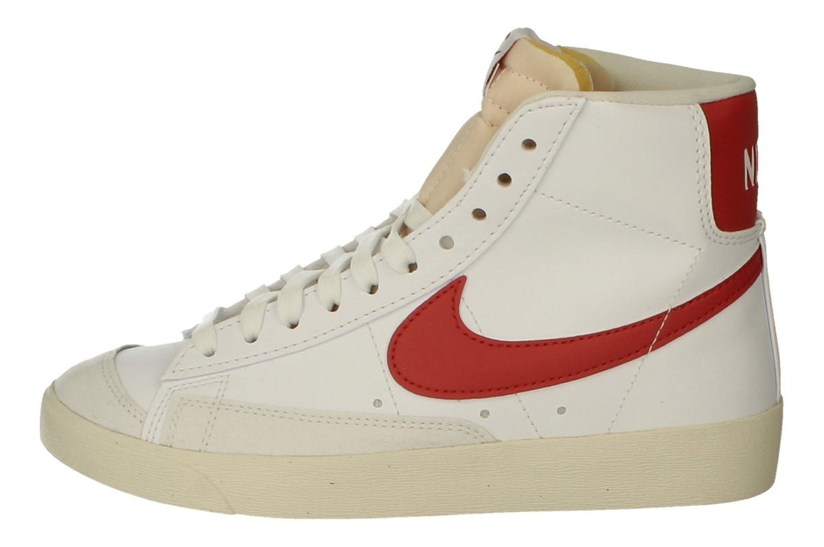 Nike Womens Blazer Mid 77 NN Trainers Fz3626 100