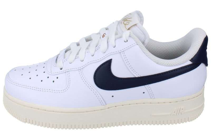 Nike Air Force 1 07 Flyease Womens Trainers HJ9122 100