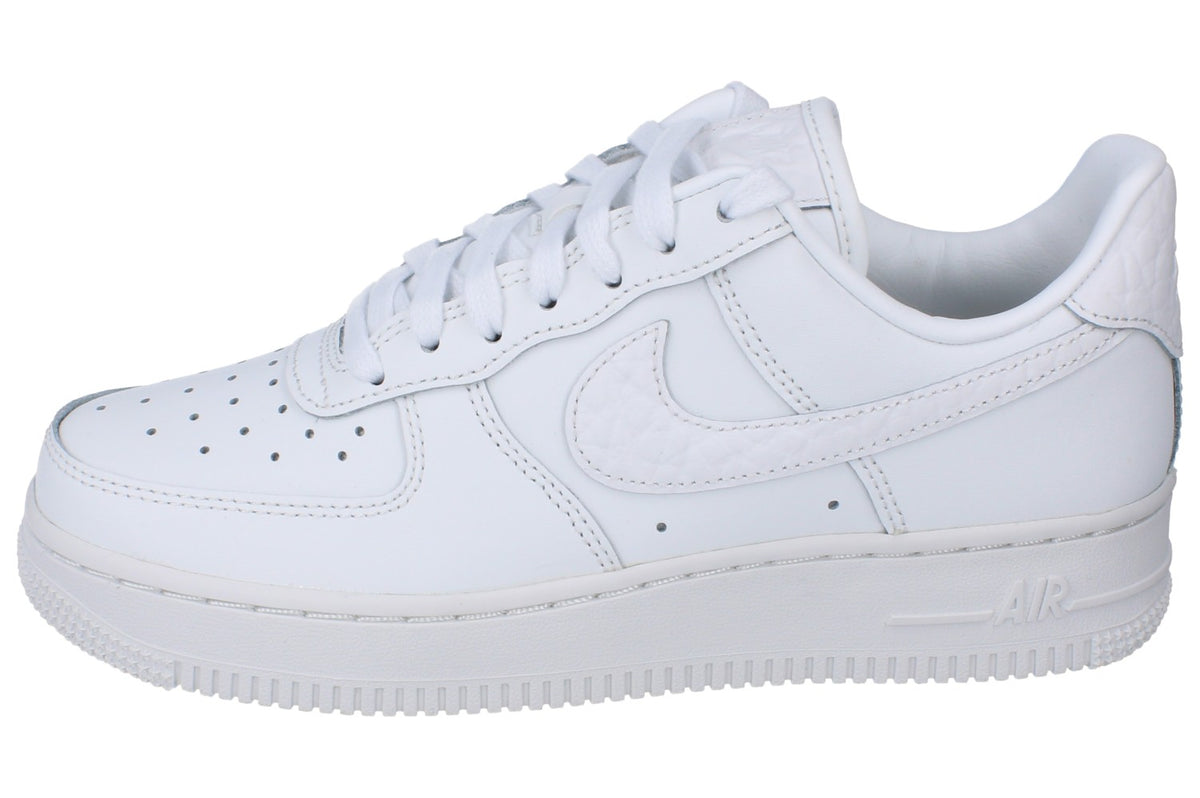 Nike Air Force 1 07 Lo Womens Trainers LM6485 121