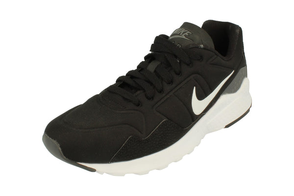 Nike Air Zoom Pegasus 92  Mens edition in Black and White. Picture taken from front, left angle. Shows Nike's zoom units across the toes.