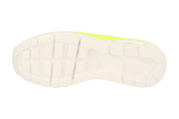 Nike Womens Air Max 1 Ultra Plush 844882  700 - Volt White 700 - Photo 0