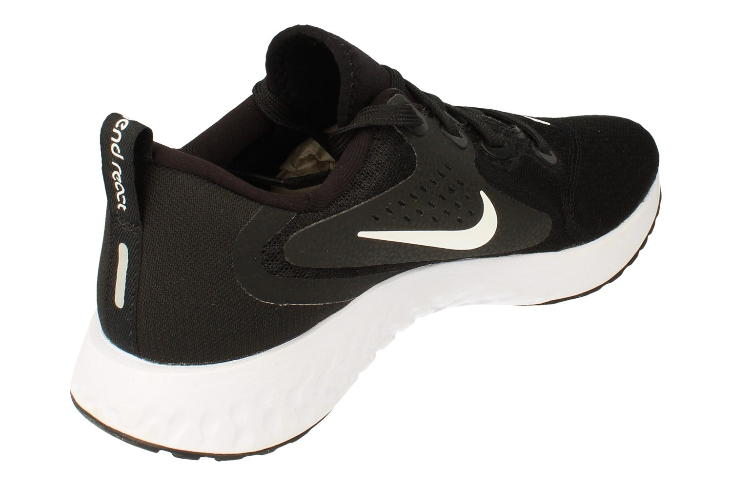 Nike sales preto react