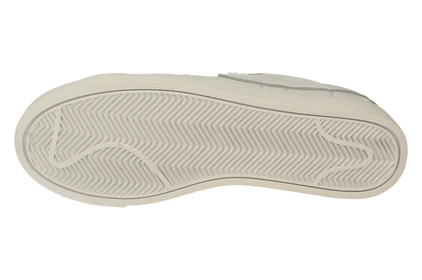 Nike Womens Blazer Low Le Trainers Av9370  111 - White White White 111 - Photo 0