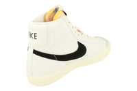 Nike Blazer Mid 77 VNTG Mens Trainers BQ6806 100