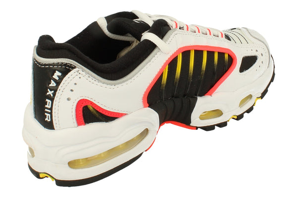Nike Air Max Tailwind IV GS Bq9810  105 - White Black Bright Crimson 105 - Photo 0