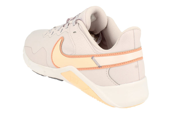 Nike Womens Legend Essential 2 Cq9545  500 - Venice Crimson Bliss 500 - Photo 0