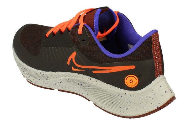 A front left angle of the Nike Air Zoom Pegasus 38 Shield highlighting the upper water-resistant material. 