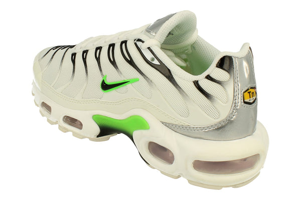 Nike Air Max Plus Womens Dn6997  100 - Summit White Black 100 - Photo 0